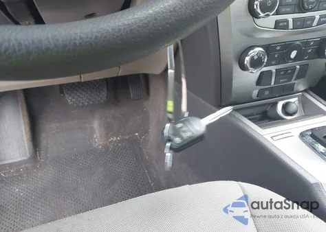 2011 Ford Fusion Se z USA, uszkodzony, nr VIN 3FAHP0HA9BR207331